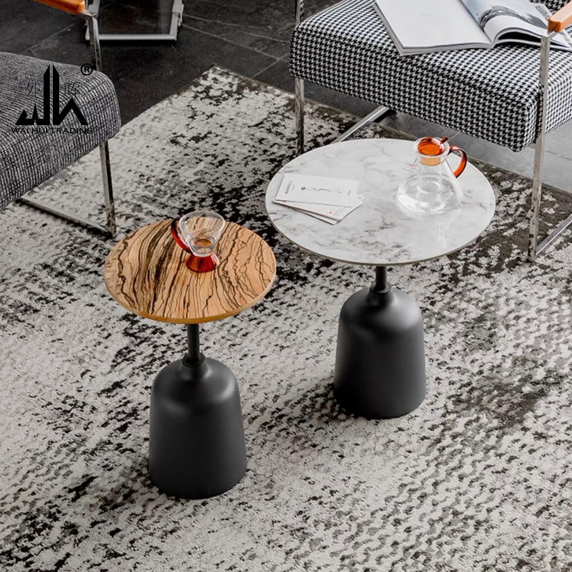 Italian-style light luxury with a few casual simple balcony small round tables.