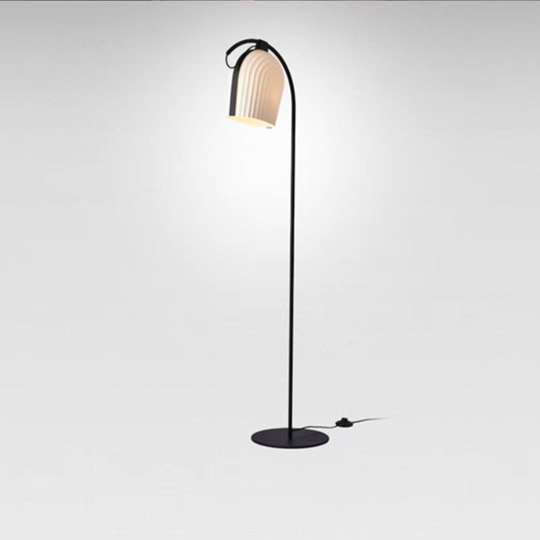 Nordic modern and fashionable floor lamps